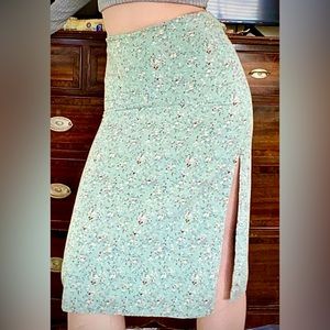 Brandy Melville floral midi skirt